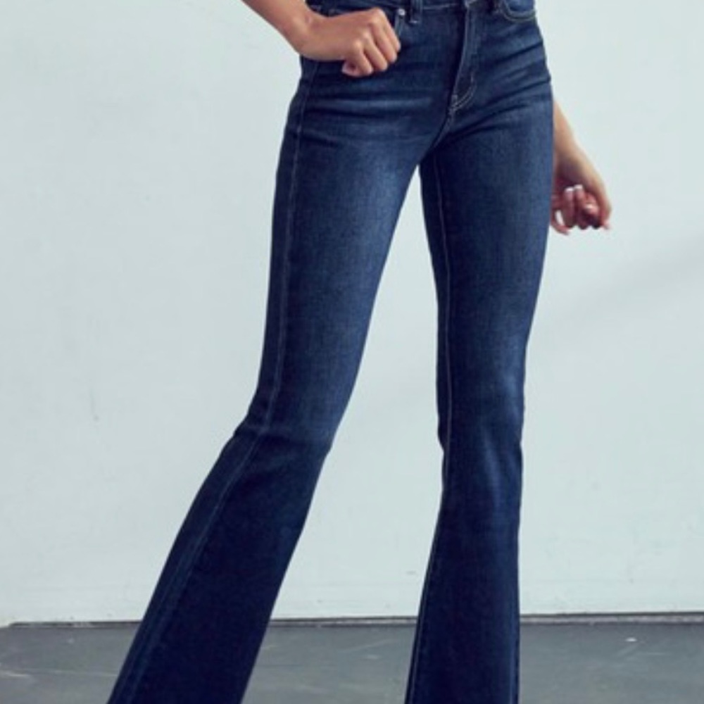 High Rise Flare Jeans - Picture 4 of 7